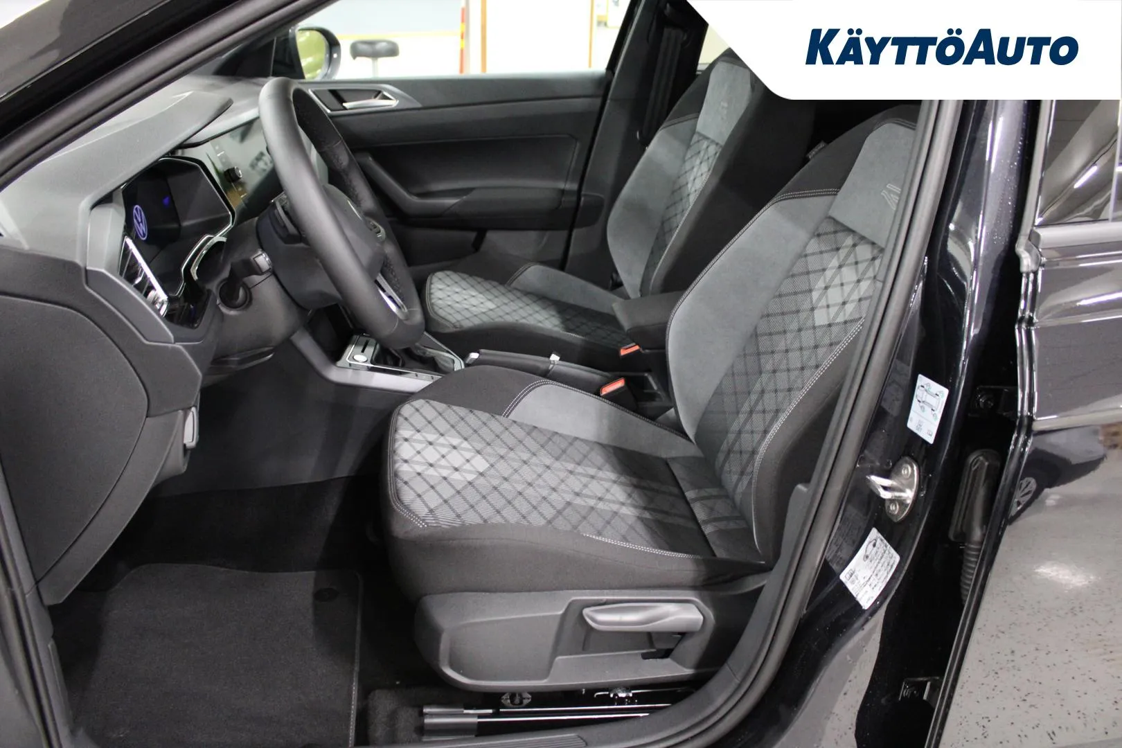 Volkswagen Taigo LTO-534 carousel image