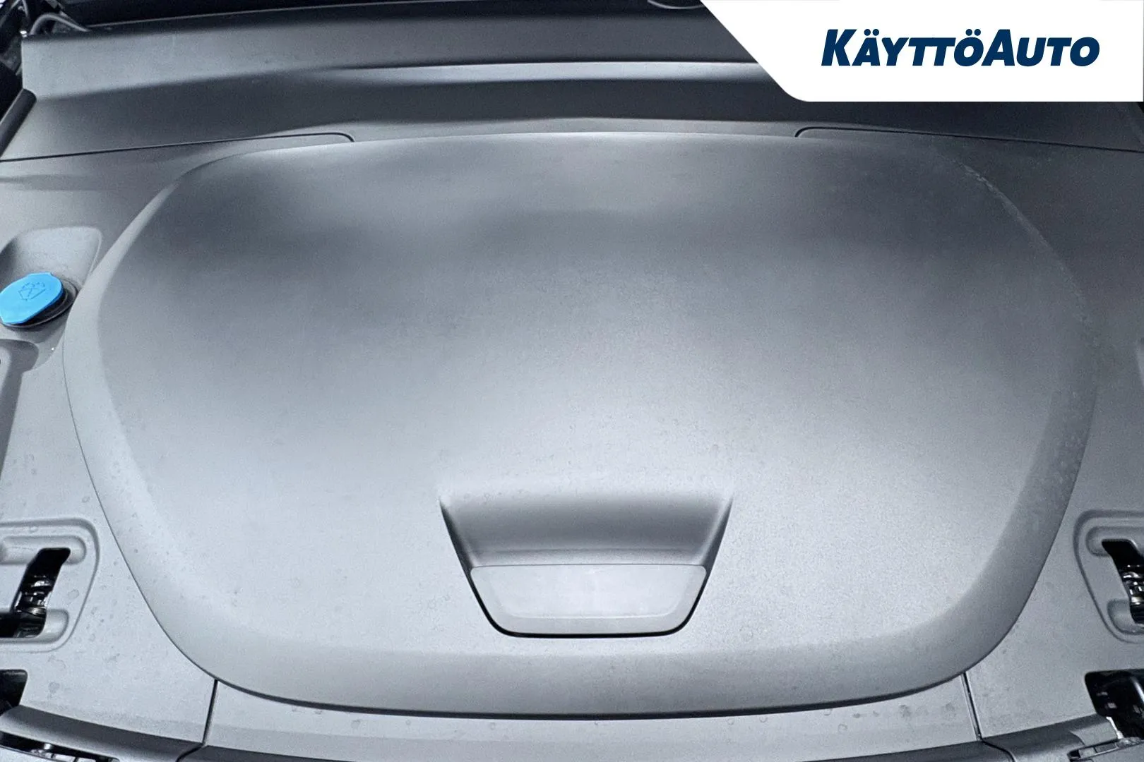 VOLVO EC40 GRM-689 carousel image