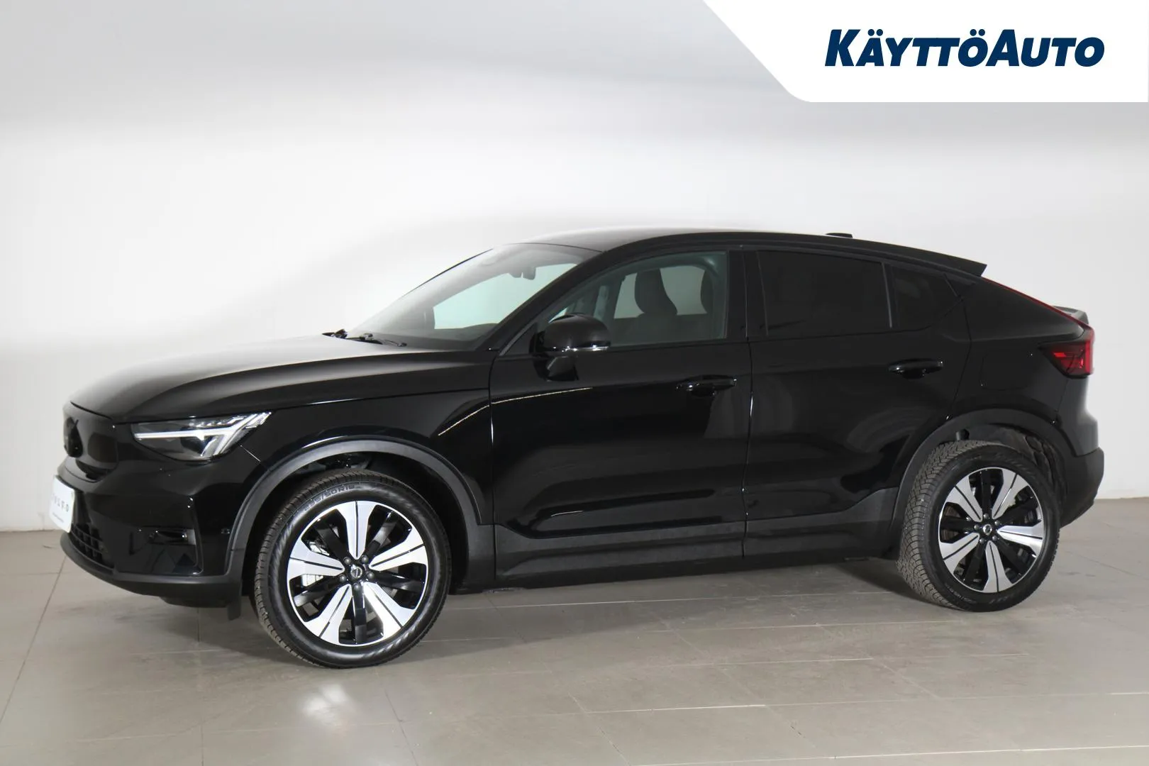 VOLVO EC40 GRM-689 carousel image