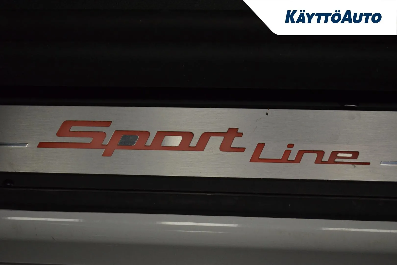 BMW 520 EOT-702 carousel image