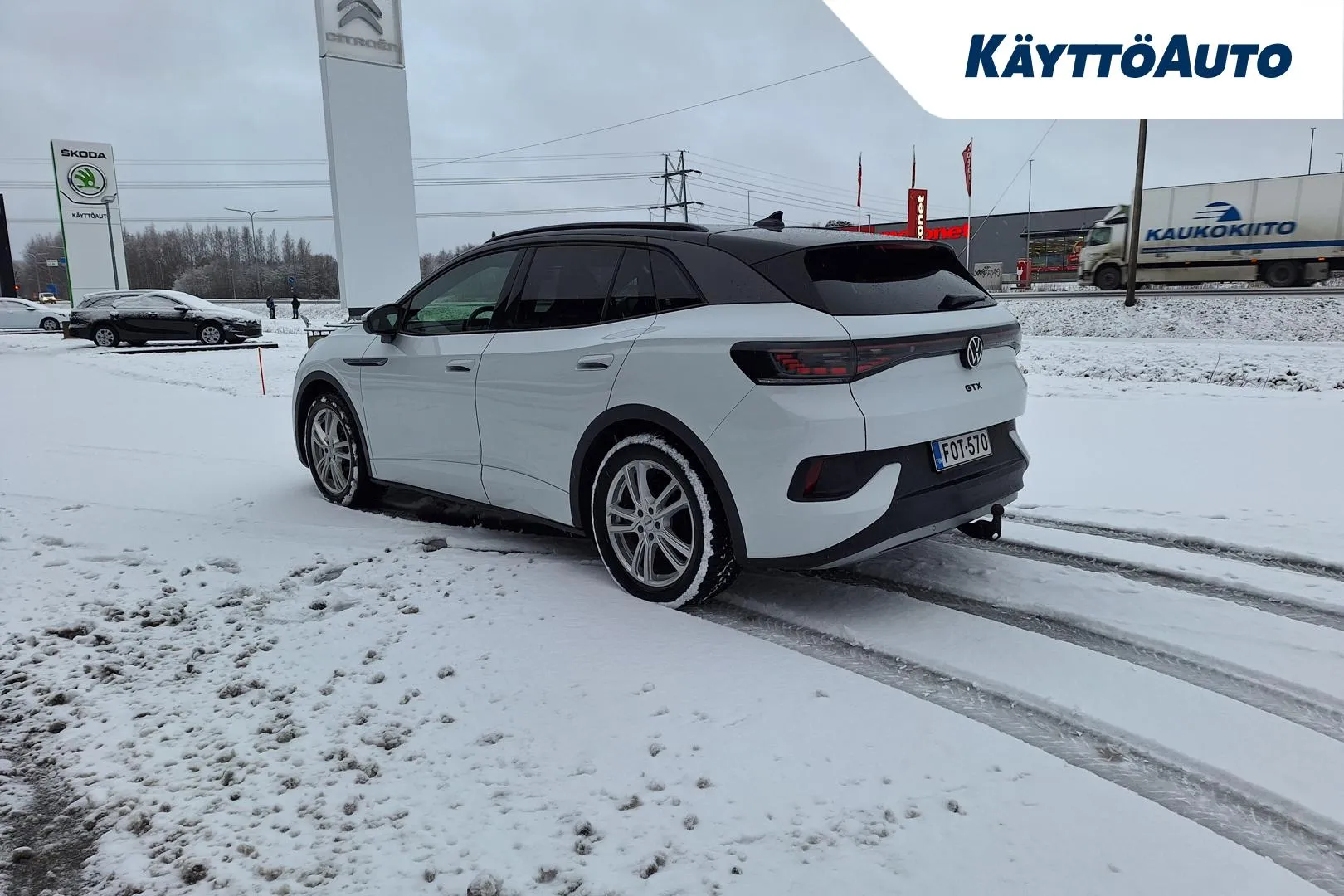 VOLKSWAGEN ID.4 FOT-570 carousel image