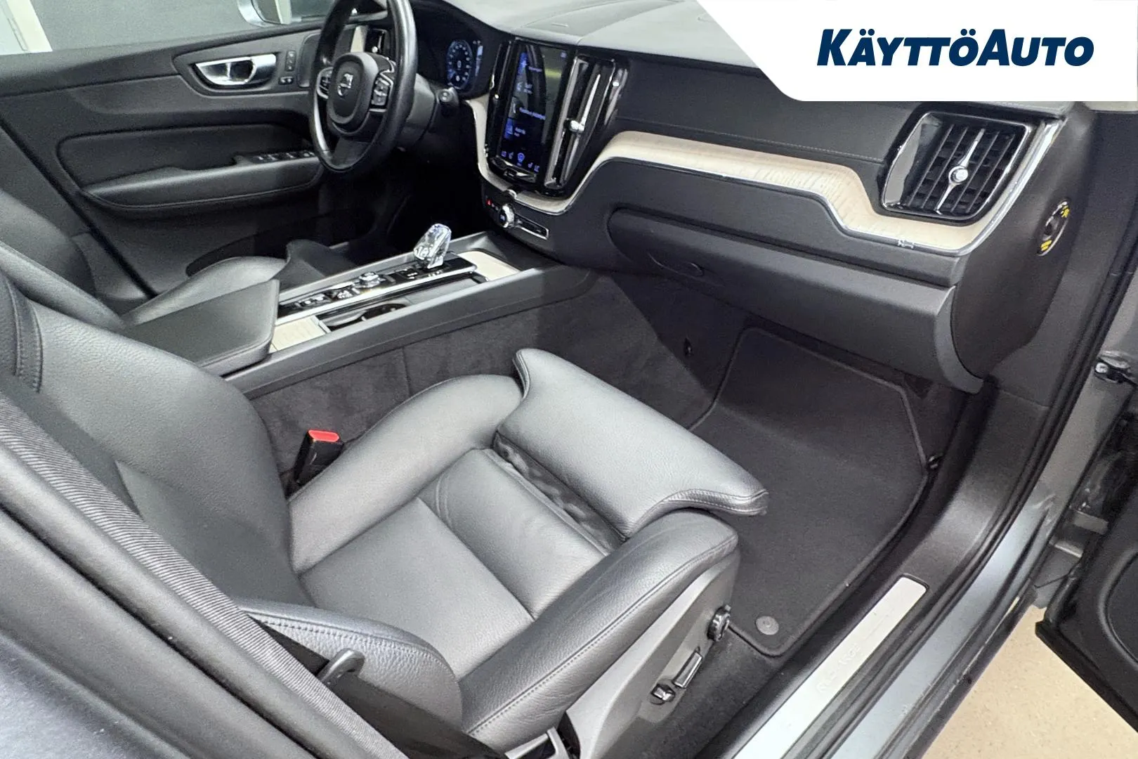 VOLVO XC60 LPM-400 carousel image