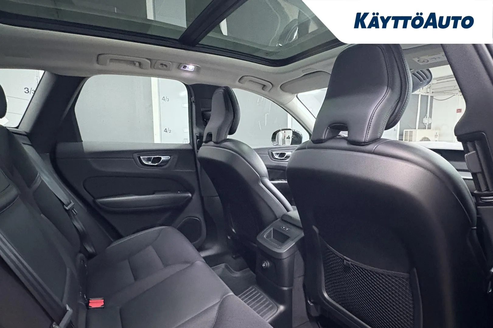 VOLVO XC60 GPT-235 carousel image