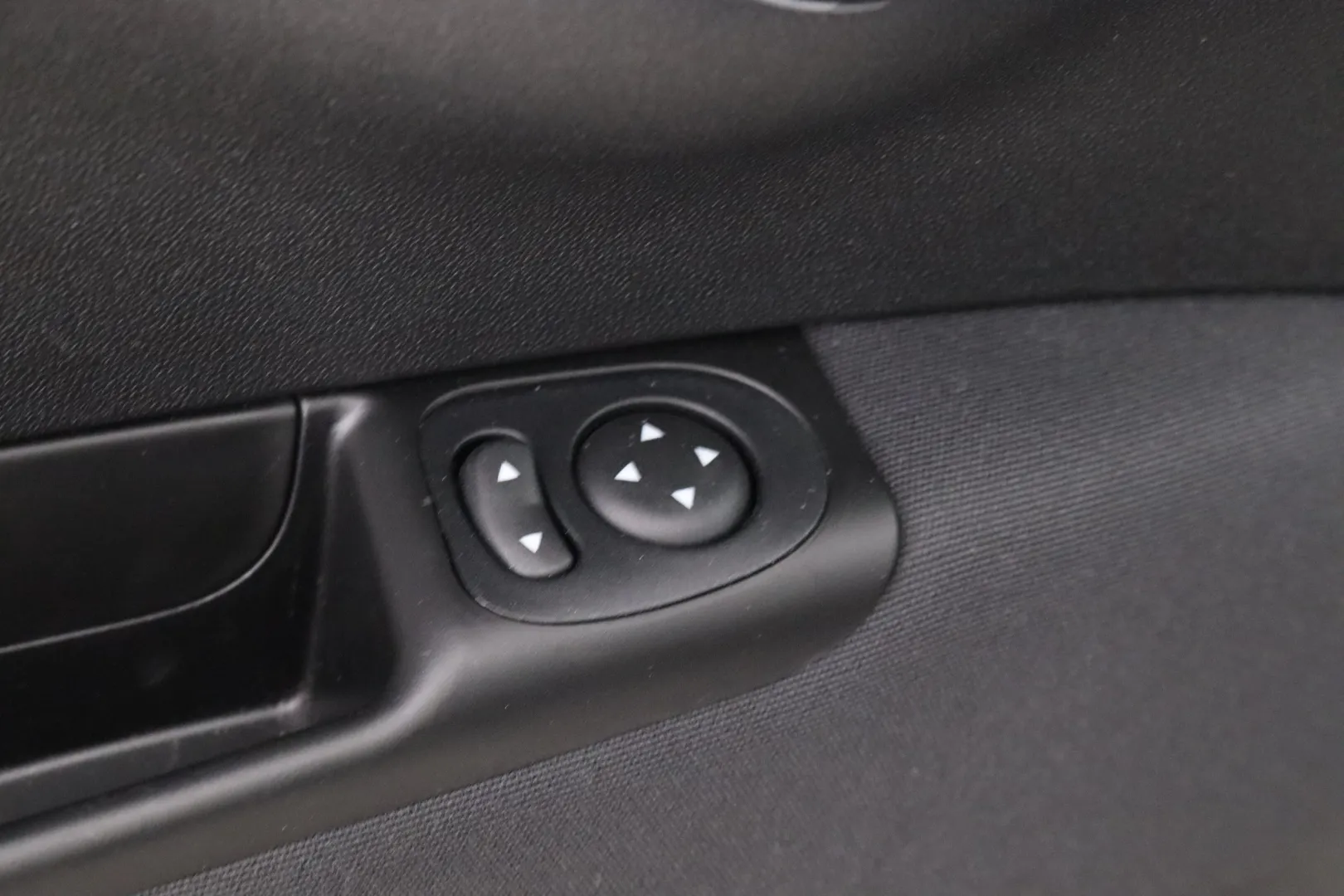 FIAT 500 YKG-157 carousel image