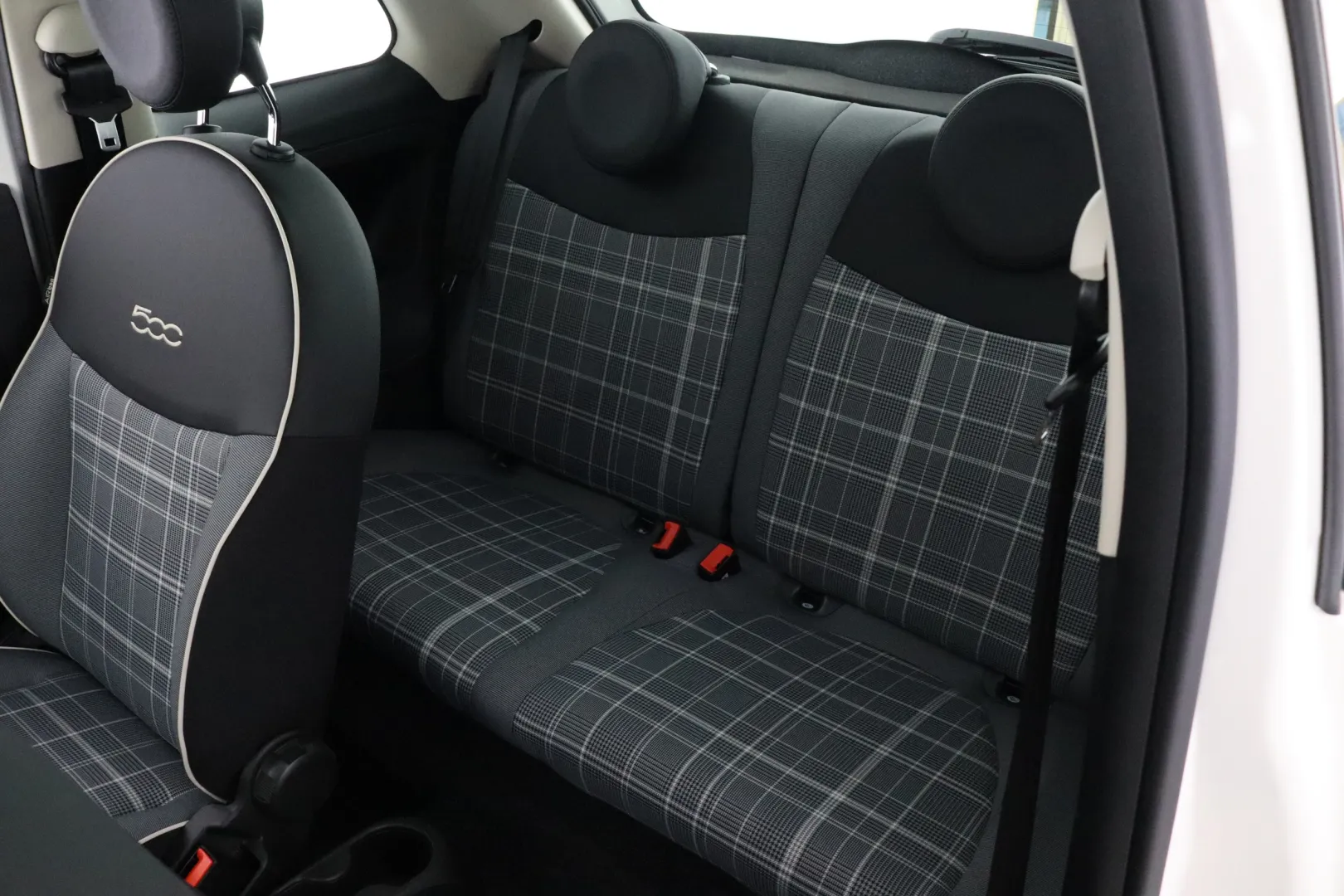 FIAT 500 YKG-157 carousel image