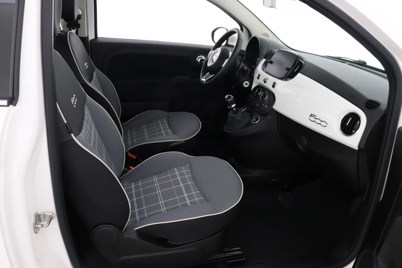 FIAT 500 YKG-157 carousel image