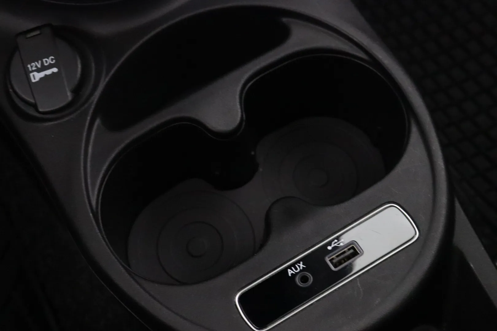 FIAT 500 YKG-157 carousel image