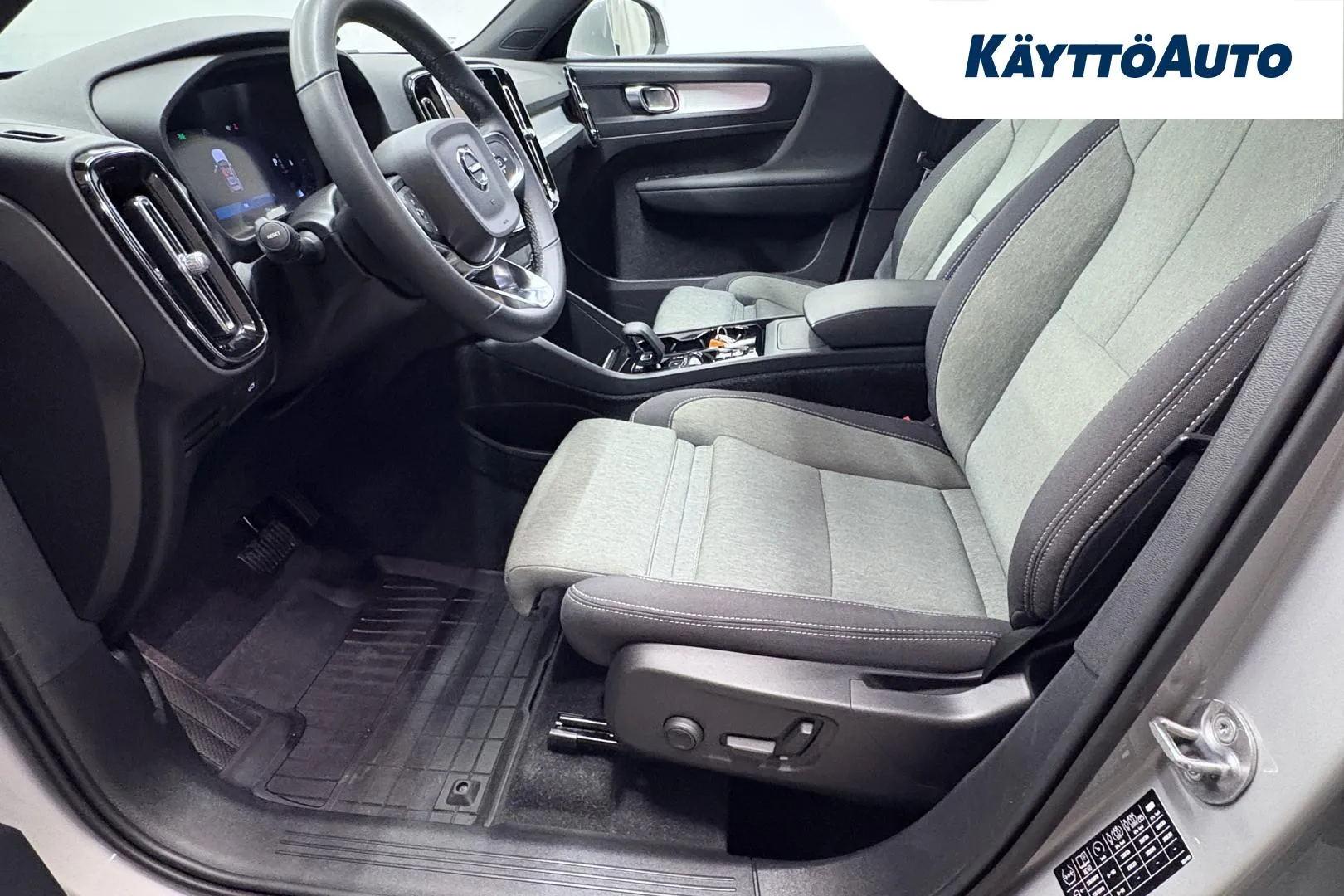 VOLVO XC40 JMS-384 carousel image