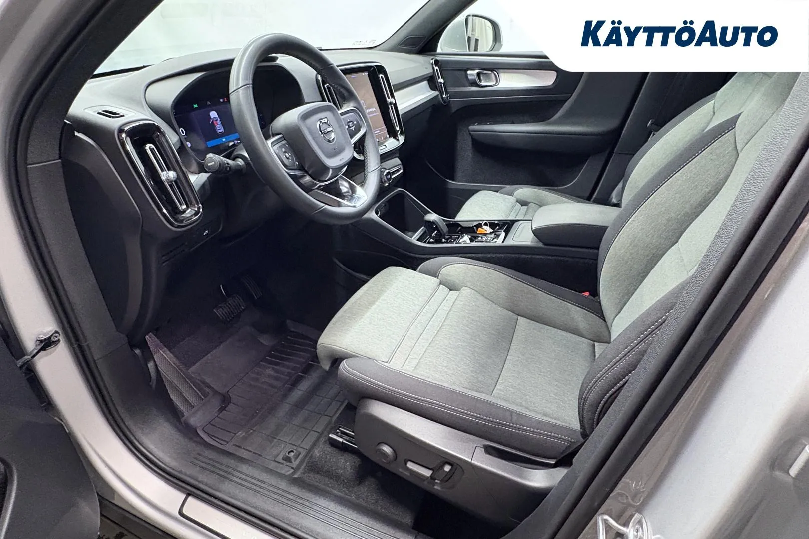 VOLVO XC40 JMS-384 carousel image