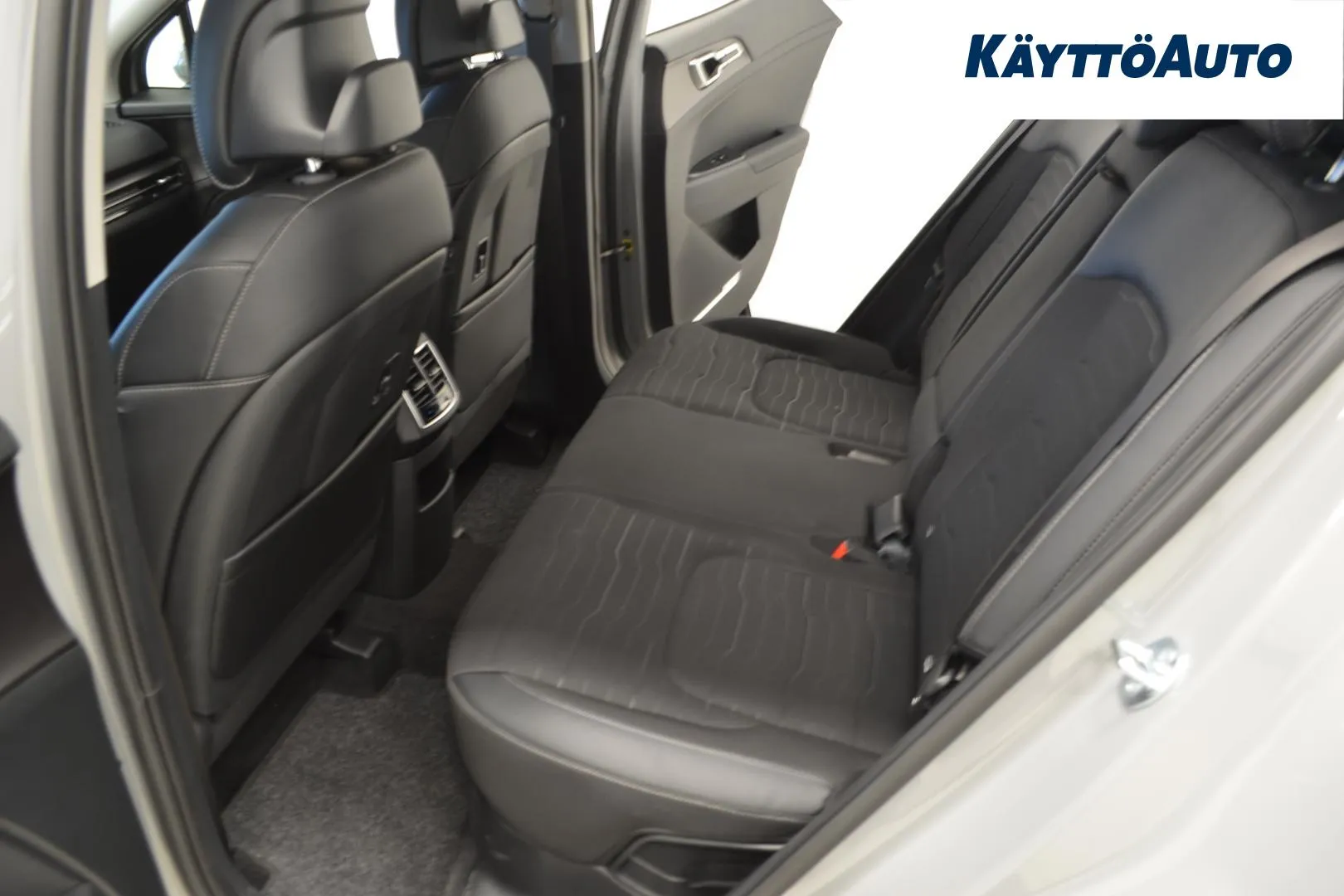 Kia Sportage JON-289 carousel image