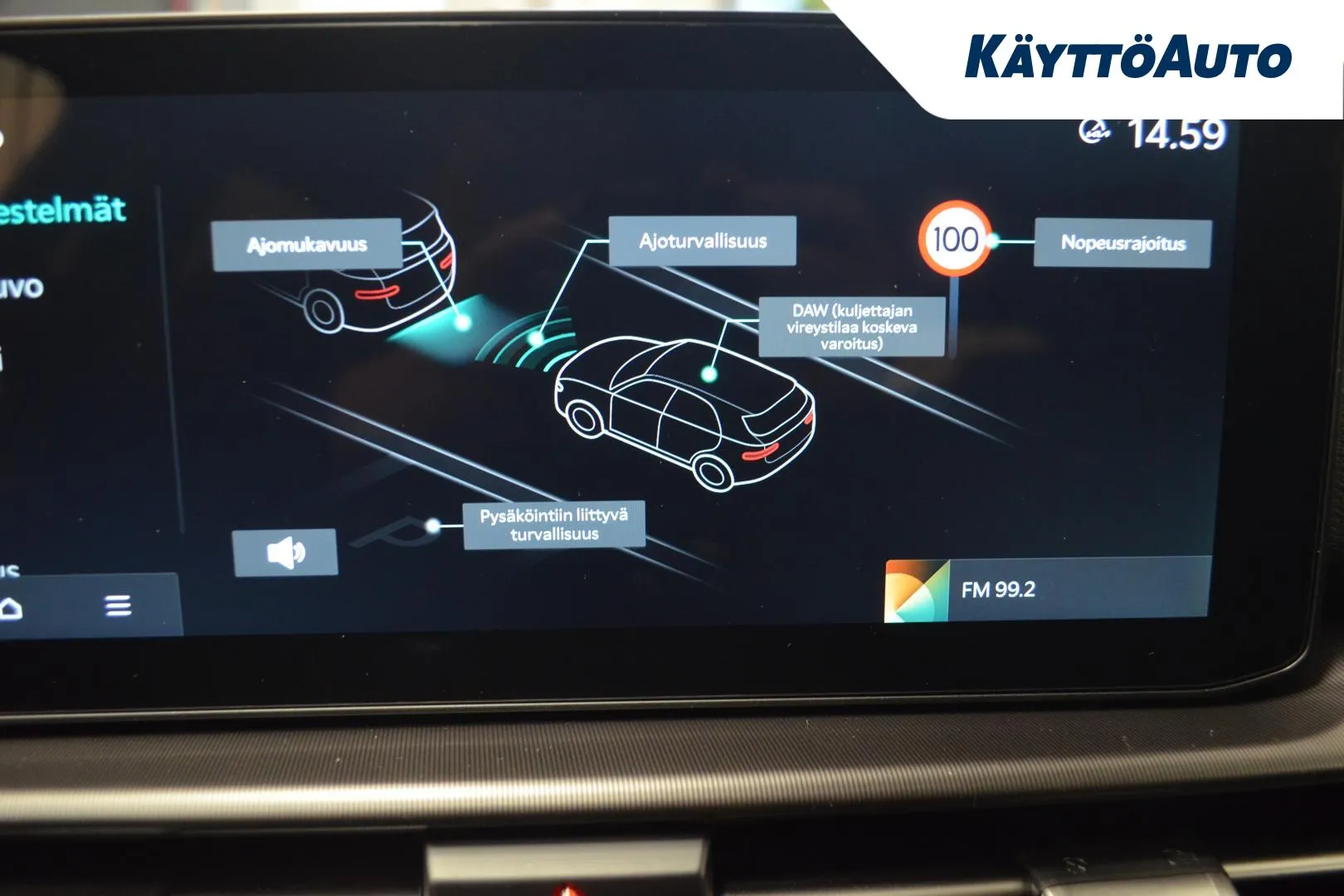 Kia Sportage KXP-399 carousel image