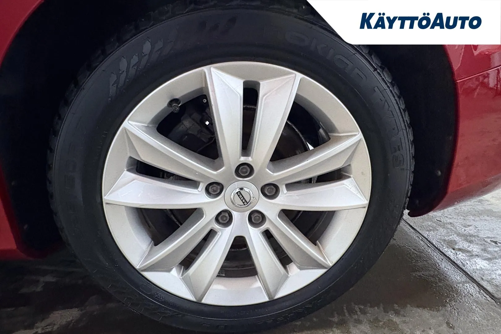 VOLVO V60 KTX-324 carousel image