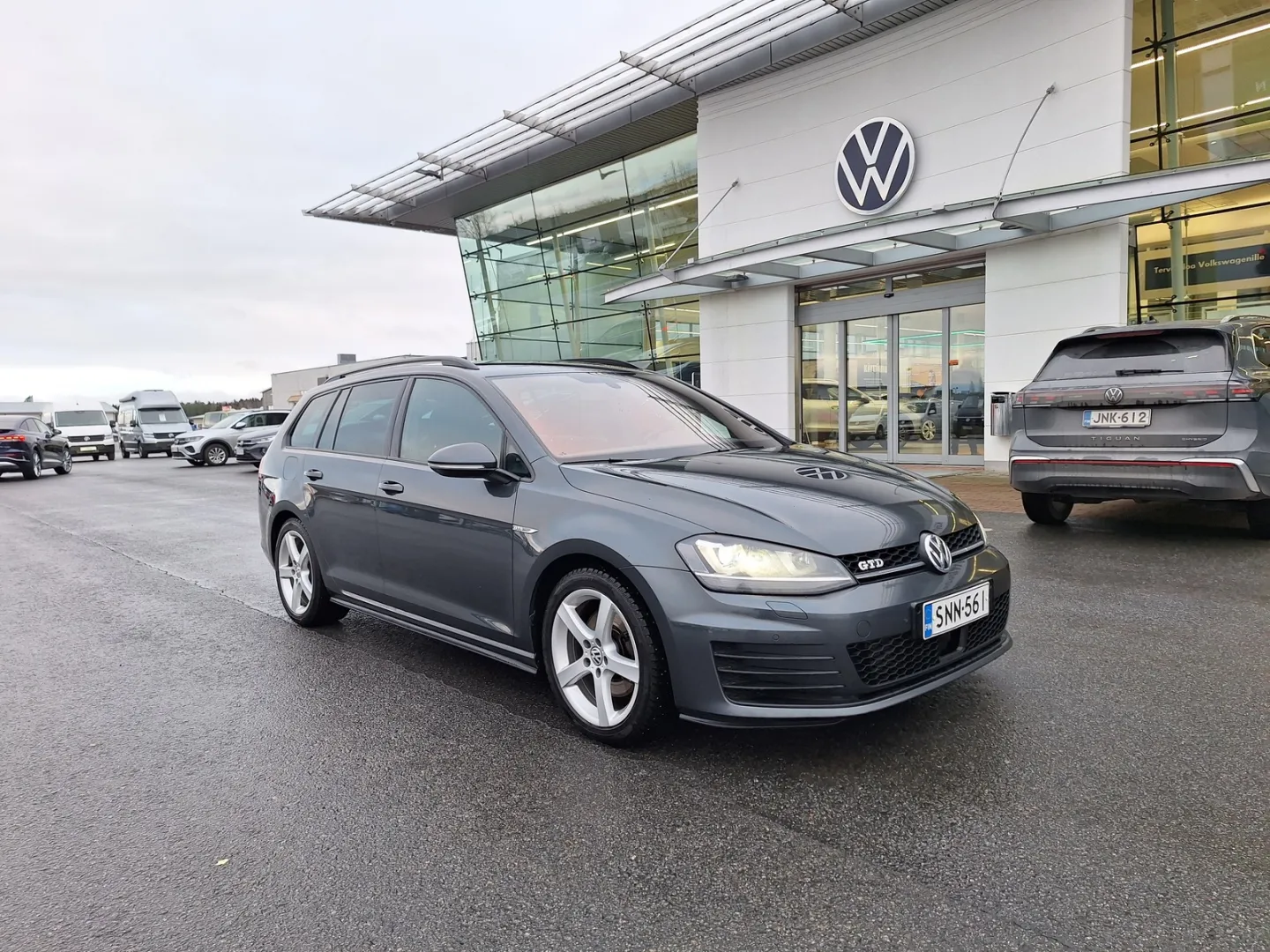 Volkswagen Golf SNN-561 carousel image