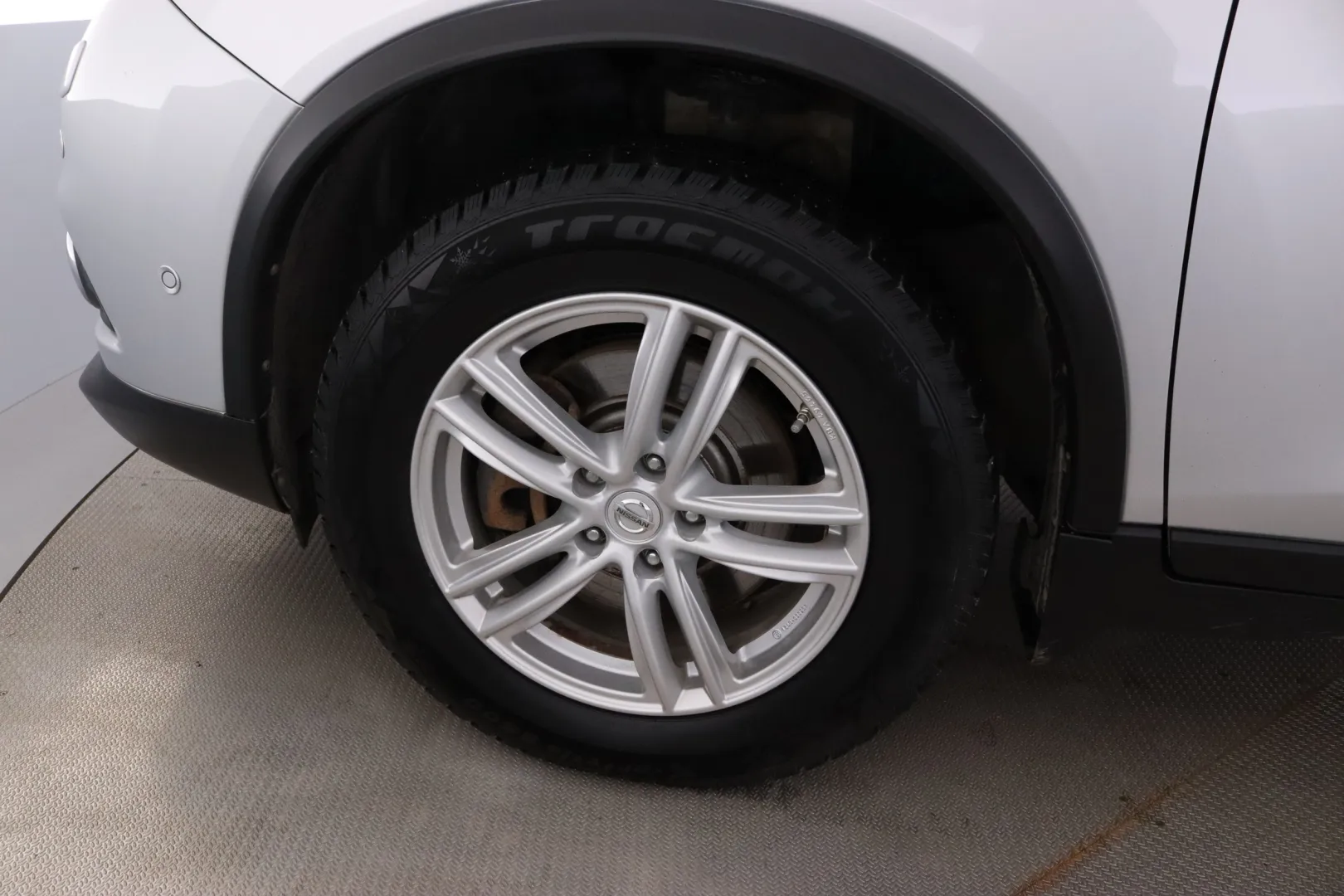 NISSAN X-Trail XOJ-719 carousel image