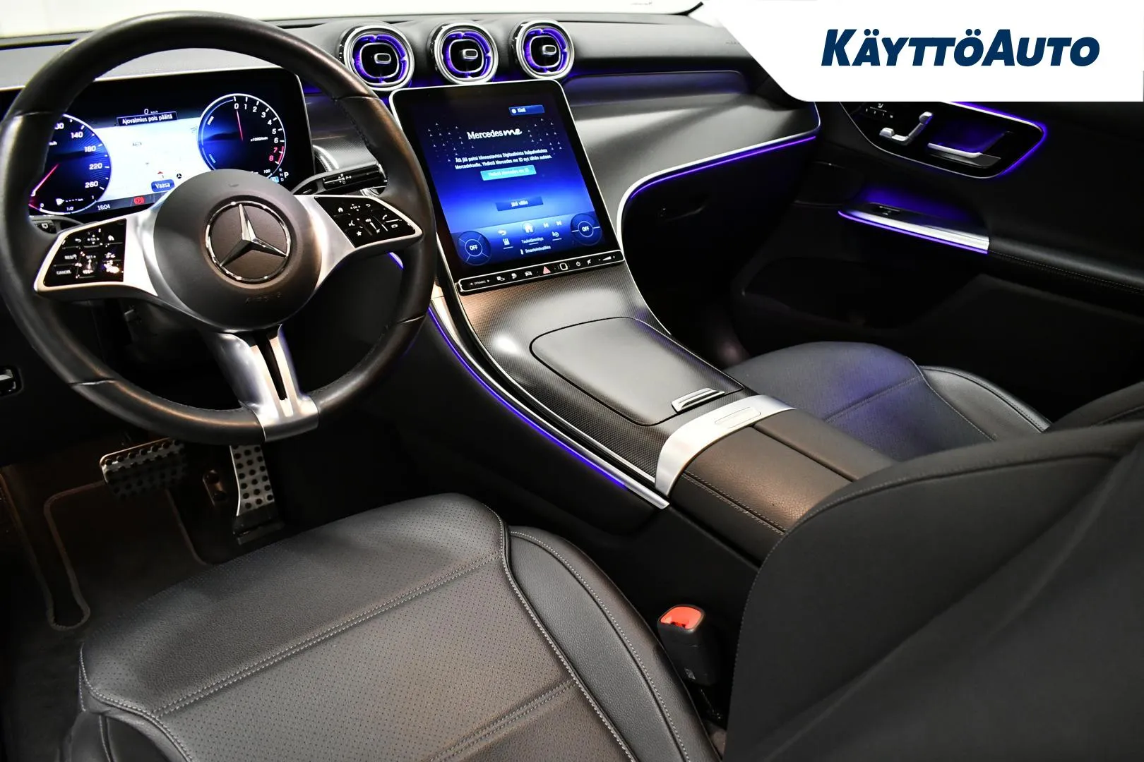 MERCEDES-BENZ GLC FRI-985 carousel image