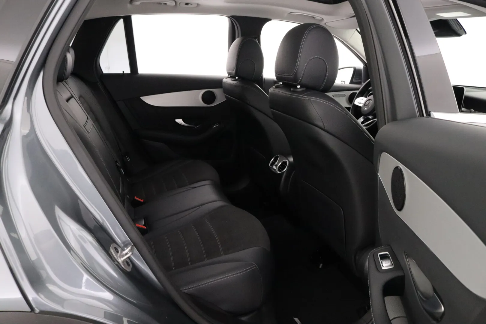 MERCEDES-BENZ GLC OZH-576 carousel image