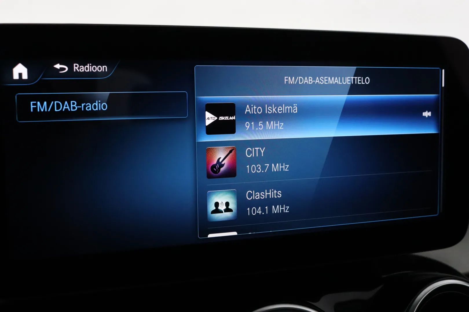 MERCEDES-BENZ GLC OZH-576 carousel image