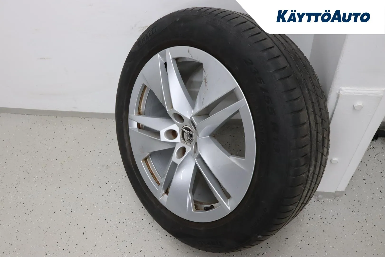 SKODA Enyaq RUT-133 carousel image