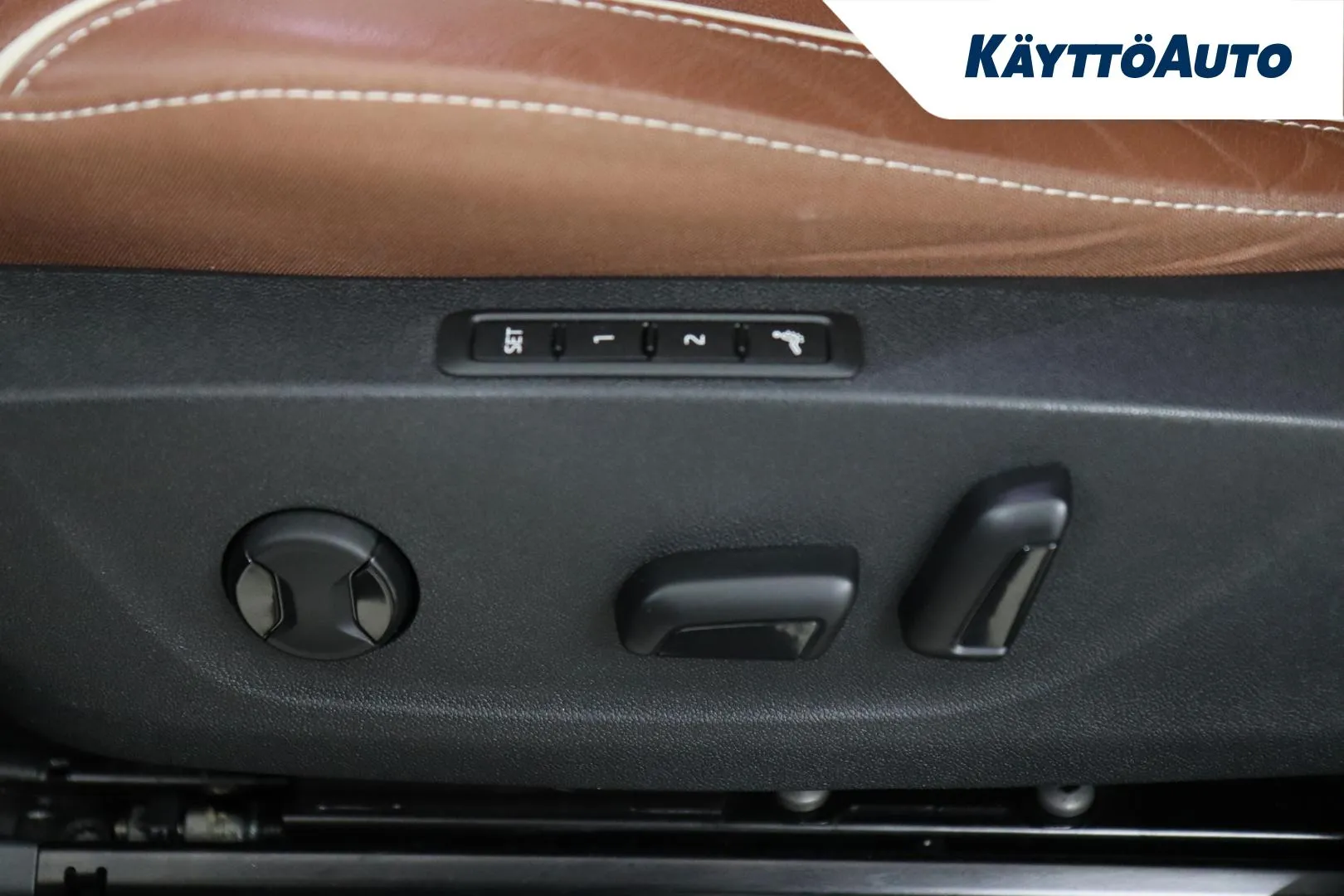 SKODA Enyaq RUT-133 carousel image