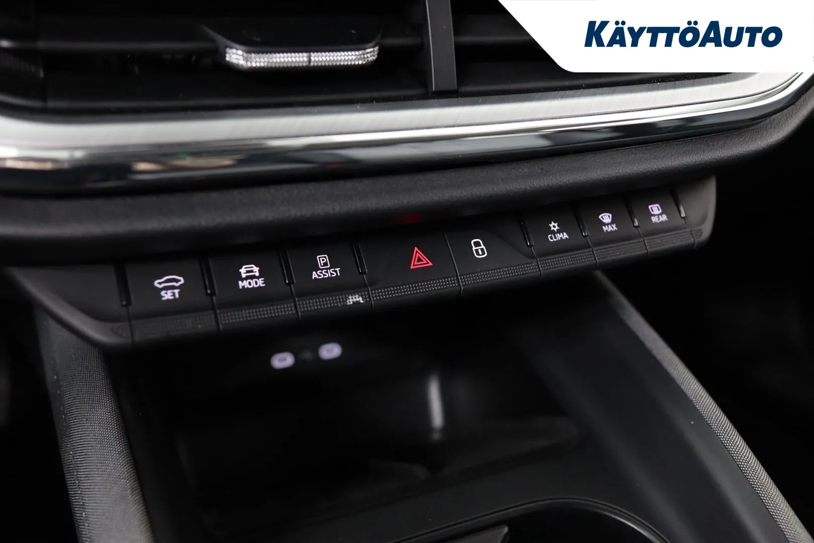 Skoda Enyaq NNH-233 carousel image