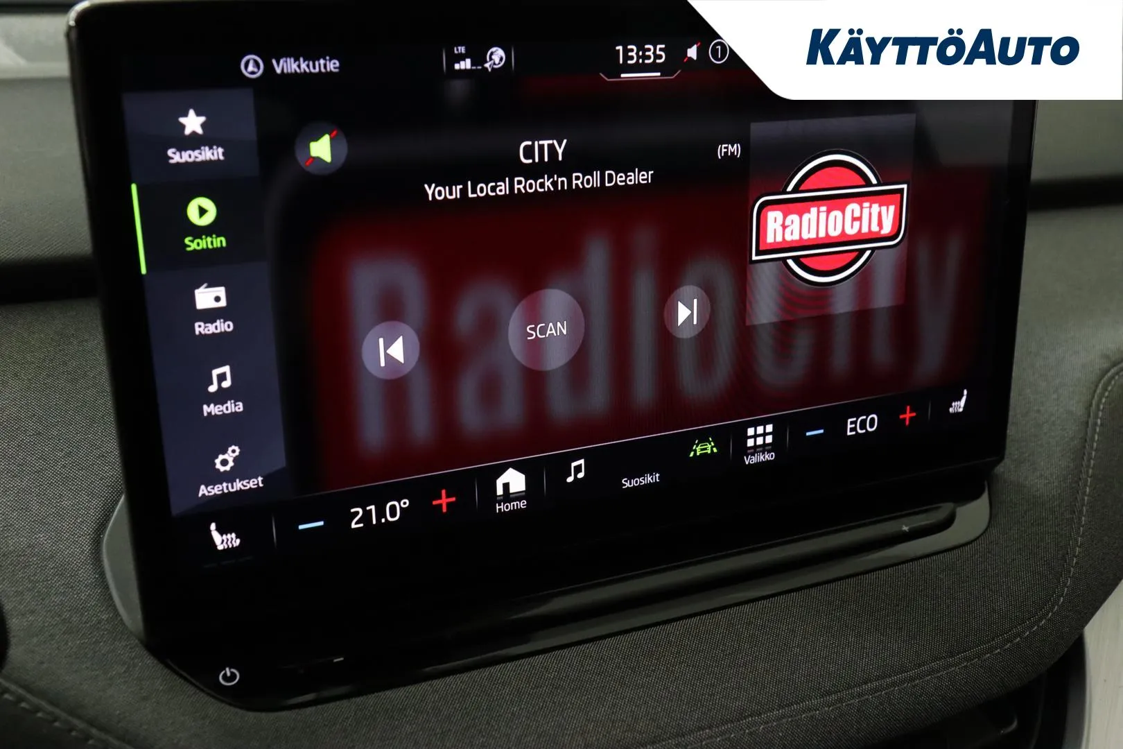 Skoda Enyaq NNH-233 carousel image