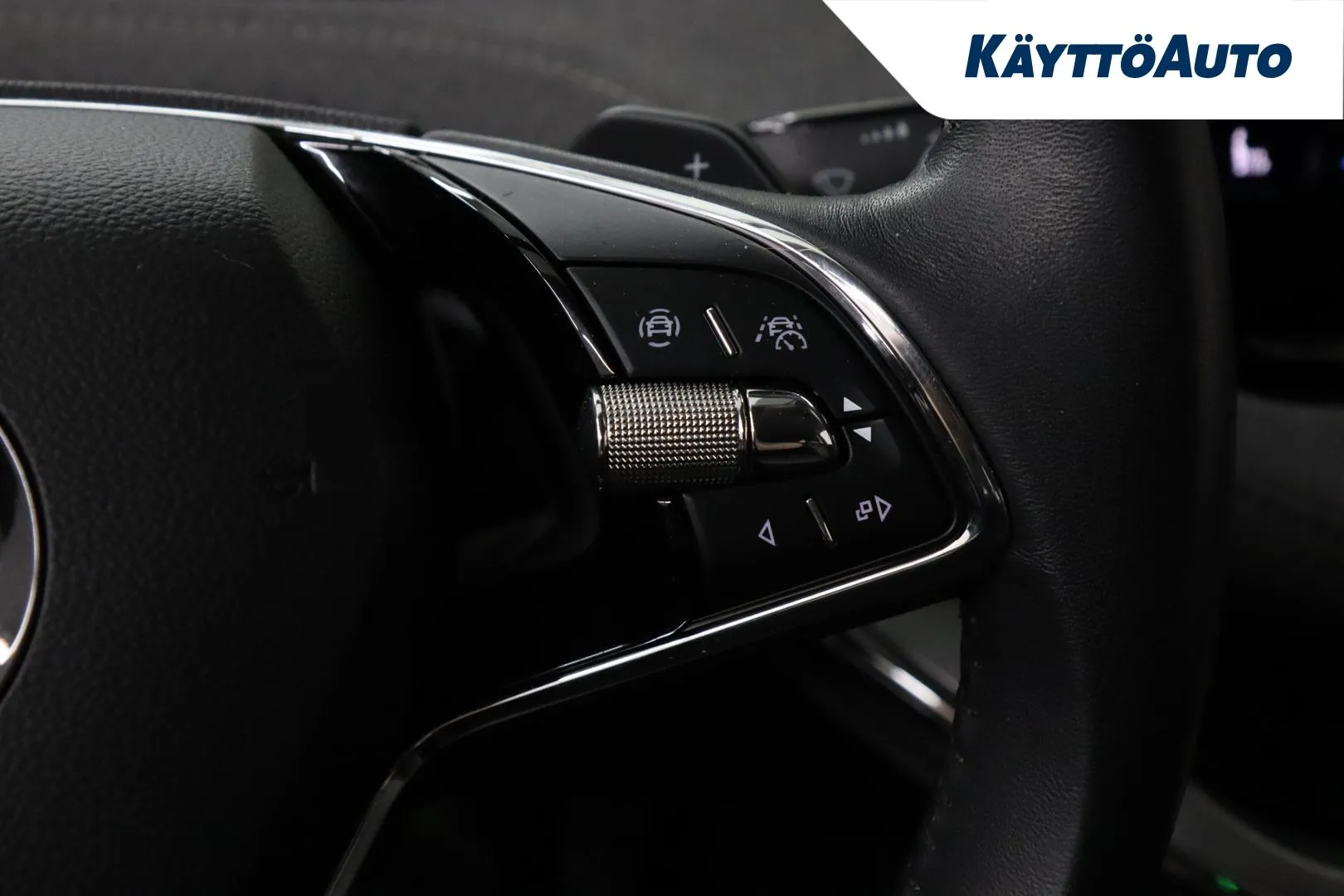 Skoda Enyaq NNH-233 carousel image