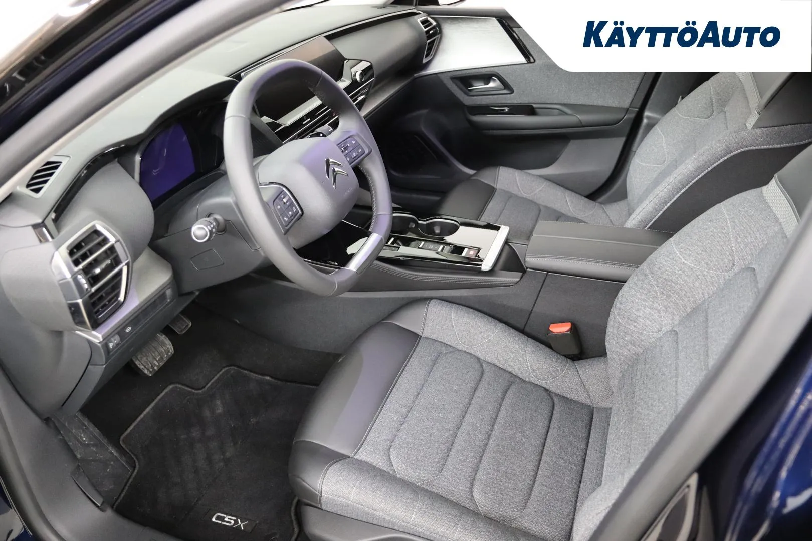 Citroen C5 X JNM-992 carousel image