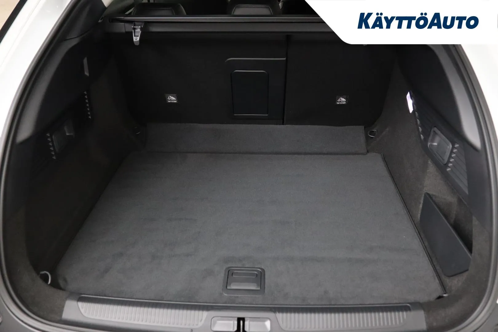 Citroën C5 X JNM-992 carousel image