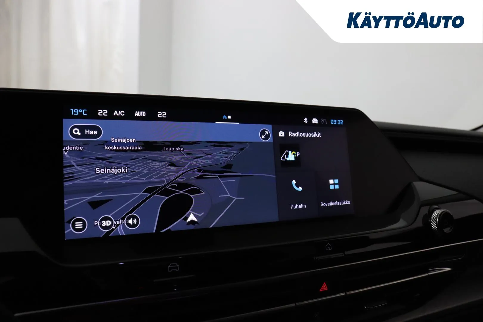 Citroen C5 X JNM-992 carousel image