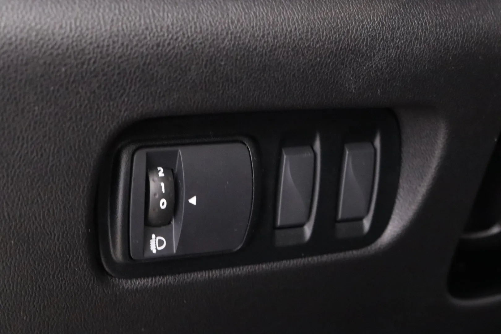 Renault Kadjar GZU-570 carousel image