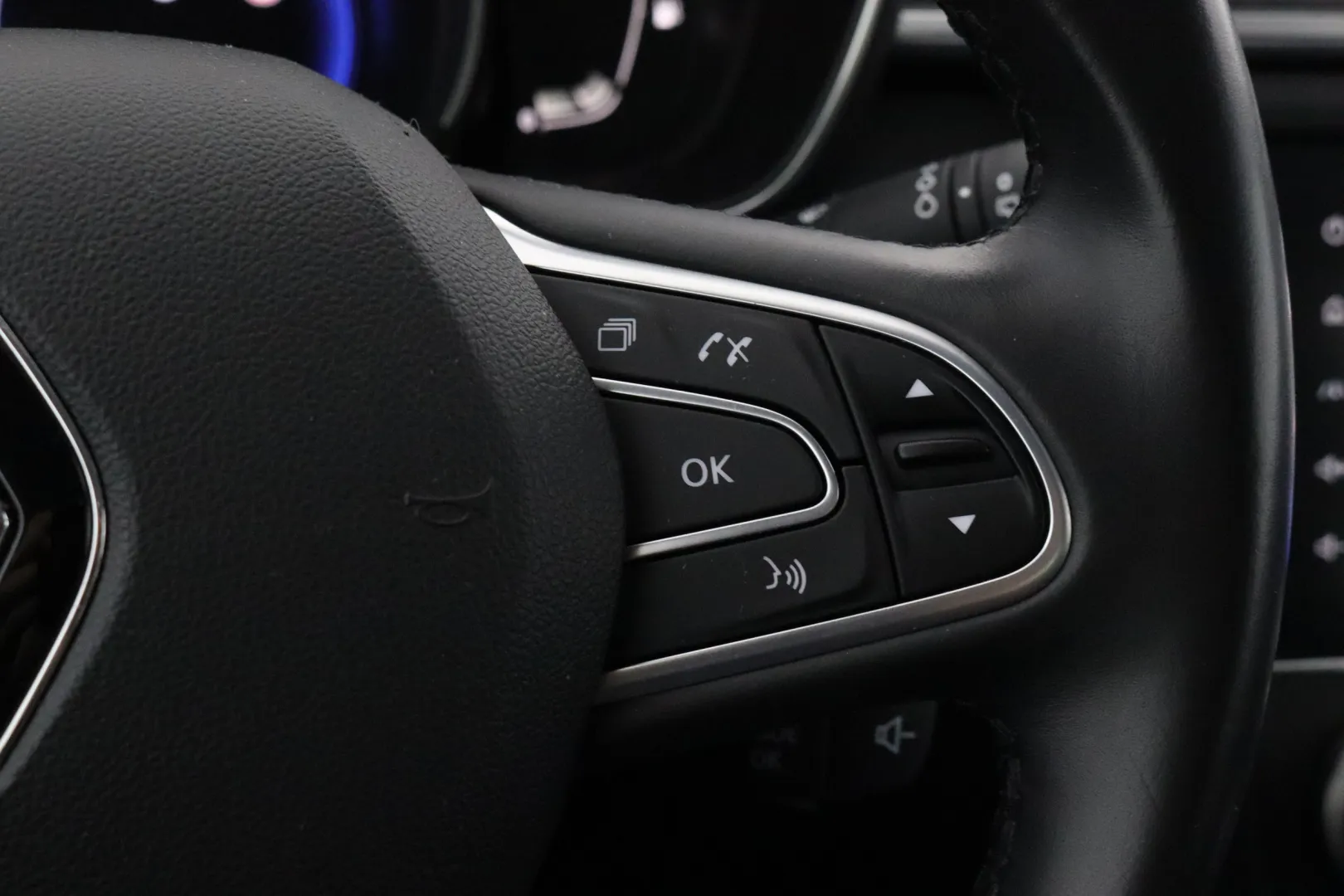 Renault Kadjar GZU-570 carousel image