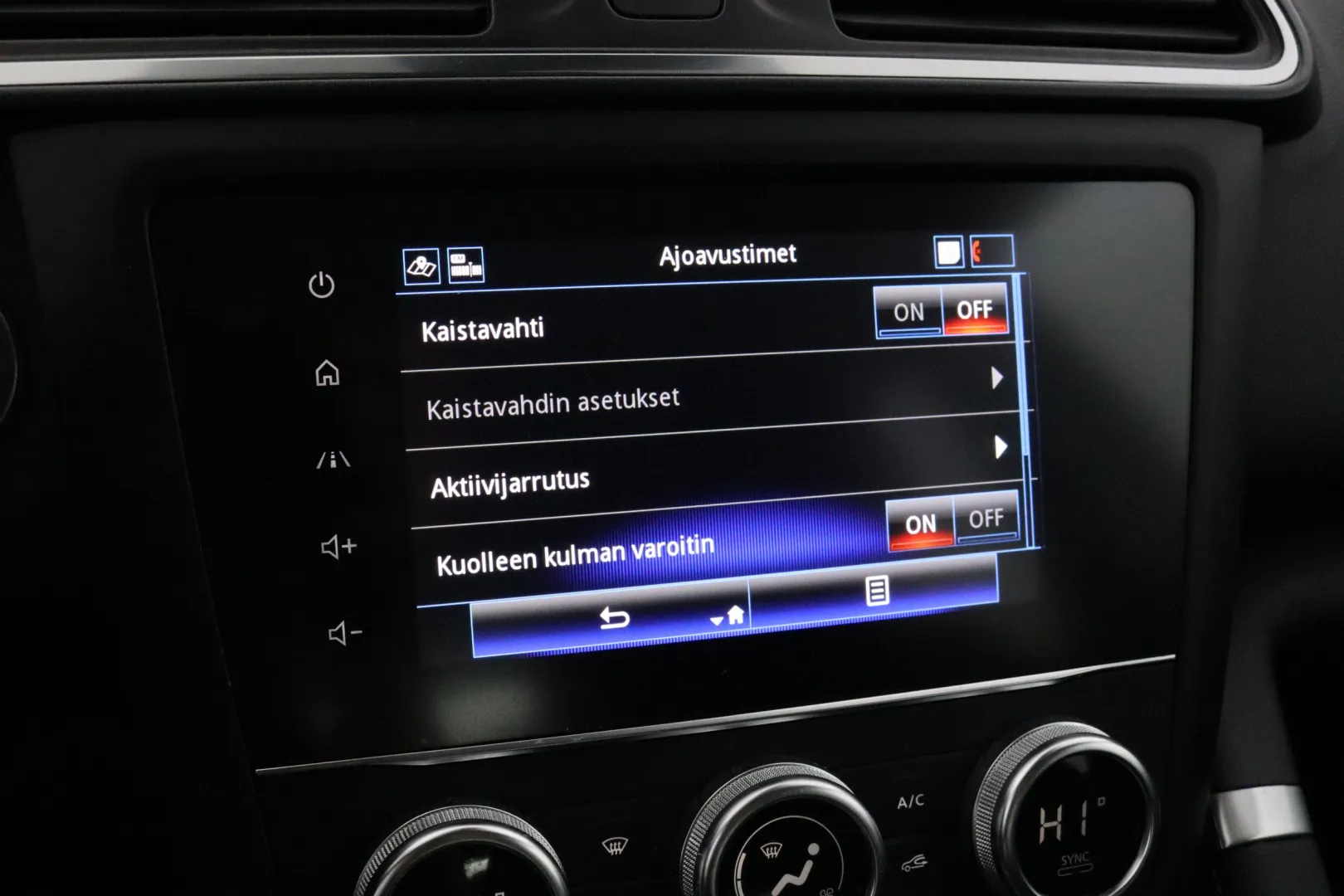 Renault Kadjar GZU-570 carousel image