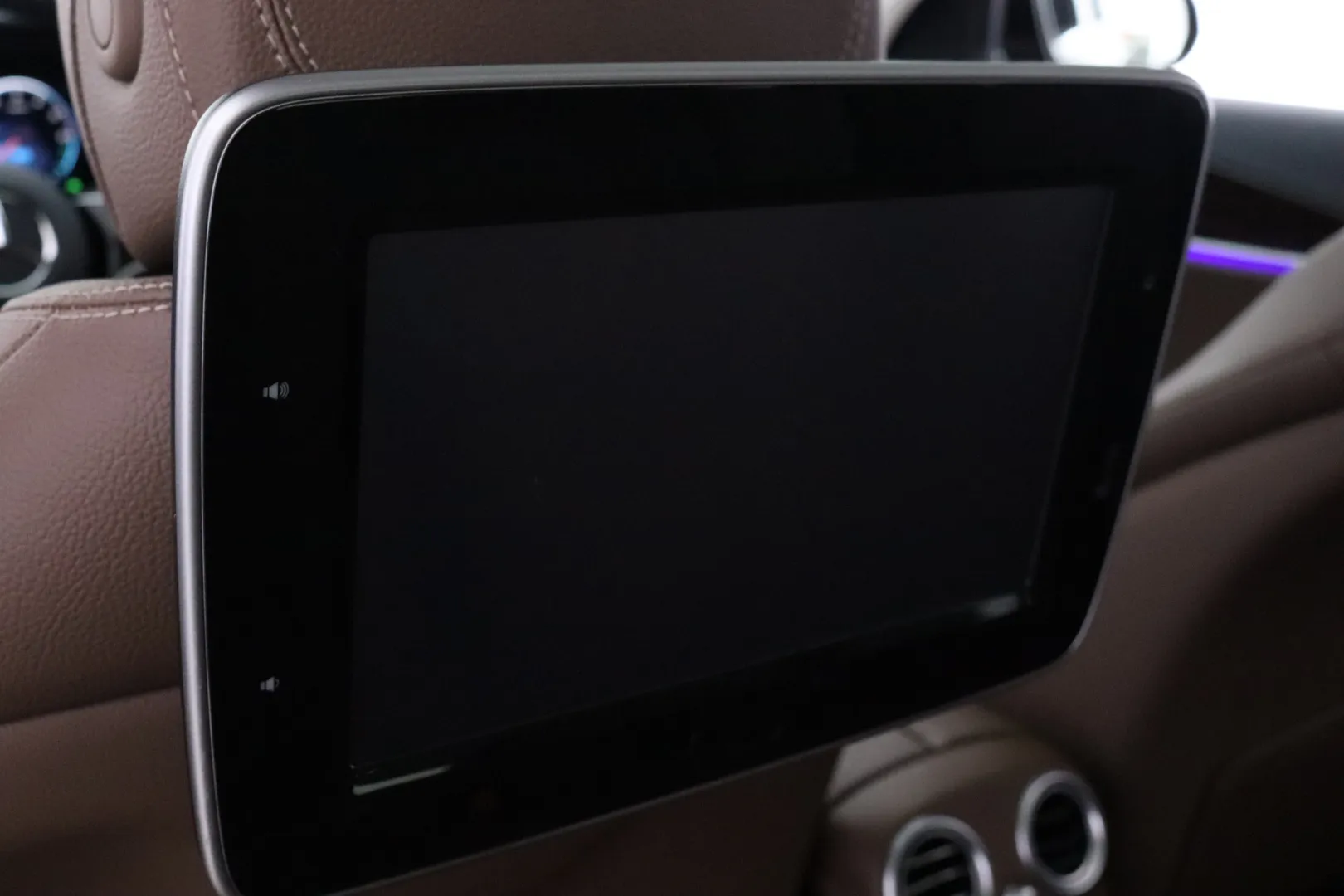 MERCEDES-BENZ E IPE-281 carousel image