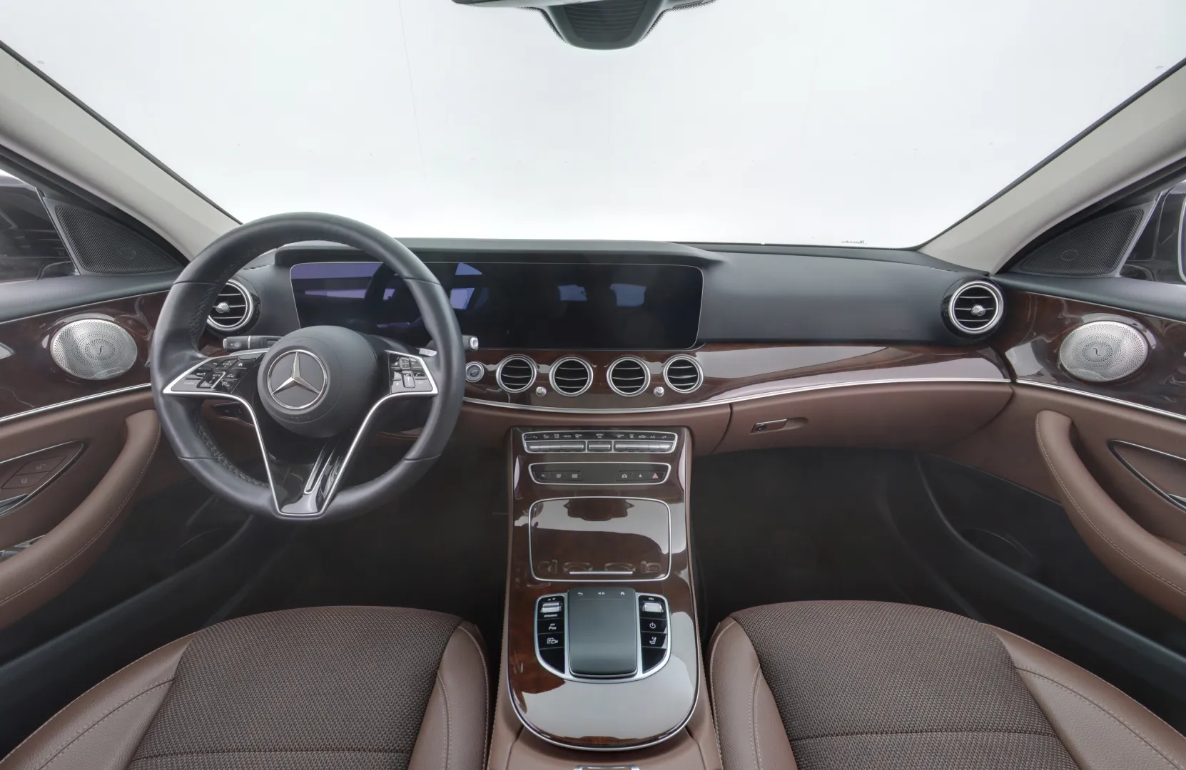 MERCEDES-BENZ E IPE-281 carousel image