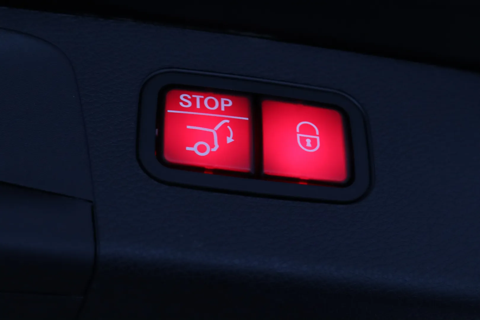 MERCEDES-BENZ E IPE-281 carousel image