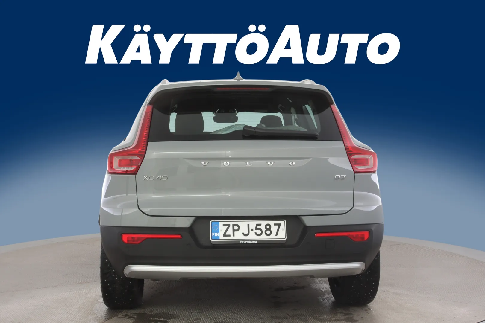 Volvo XC40 ZPJ-587 carousel image