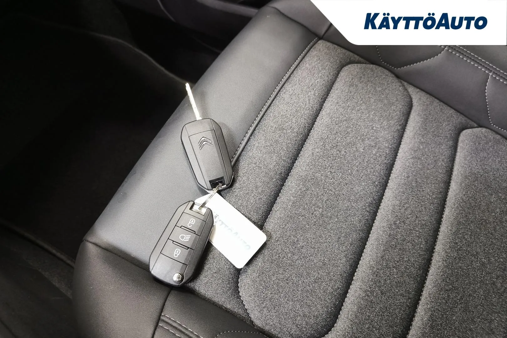 Citroen C5 Aircross RXB-370 carousel image