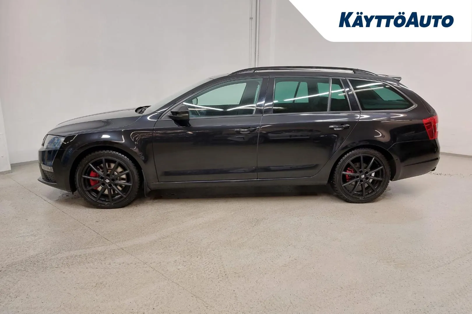 SKODA Octavia OVP-144 carousel image