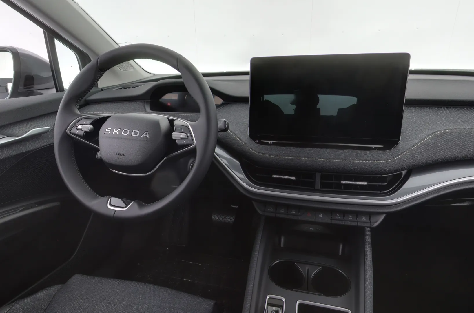 Skoda Elroq MRT-475 carousel image