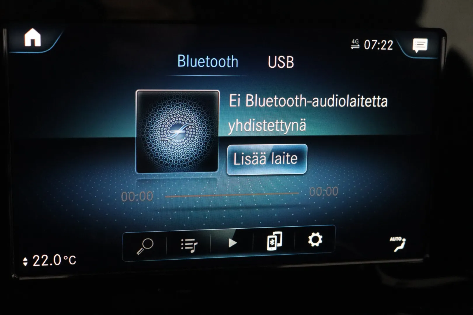 Mercedes-Benz GLB IZB-527 carousel image