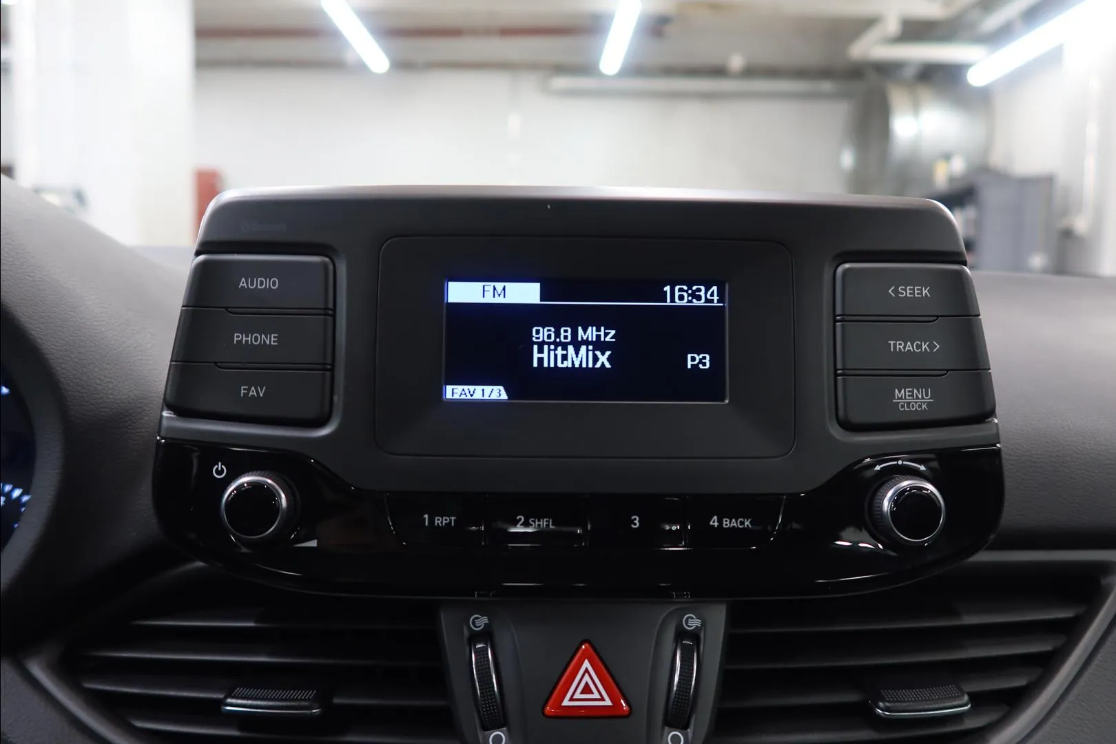 HYUNDAI i30 Wagon MYP-270 carousel image