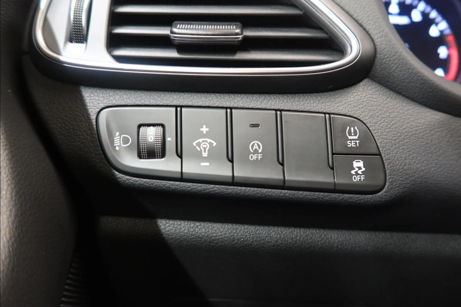 HYUNDAI i30 Wagon MYP-270 carousel image