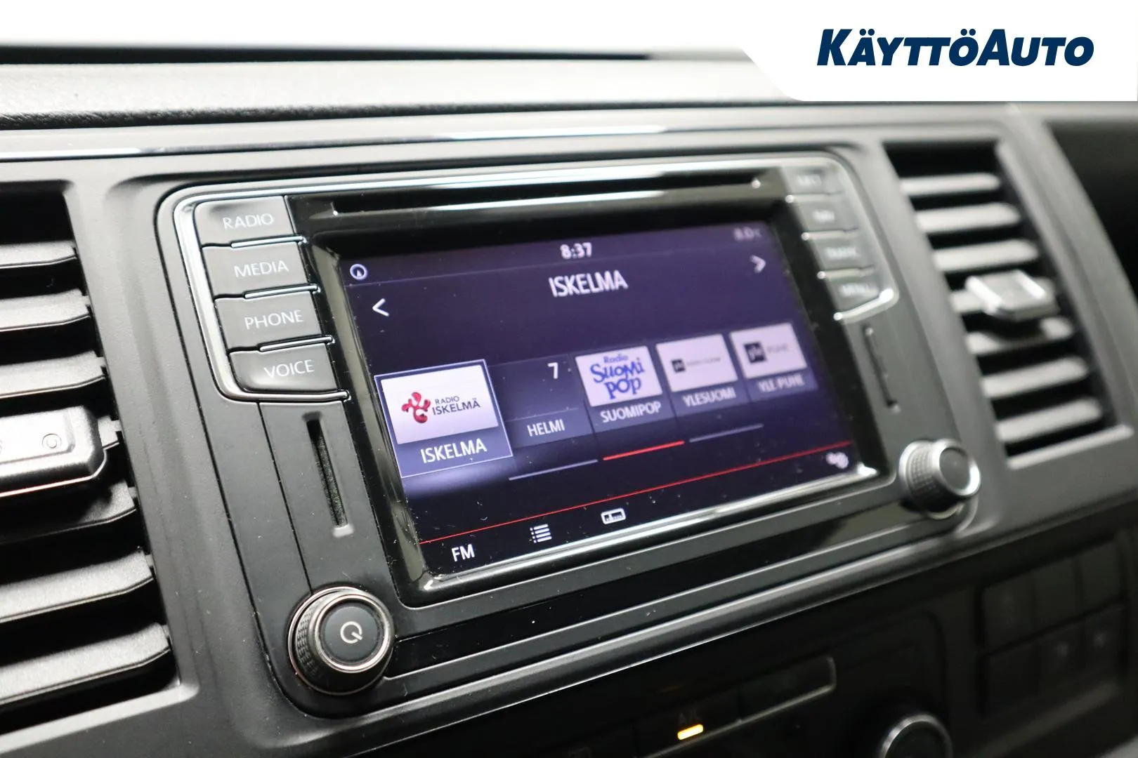 Volkswagen Transporter YJN-458 carousel image