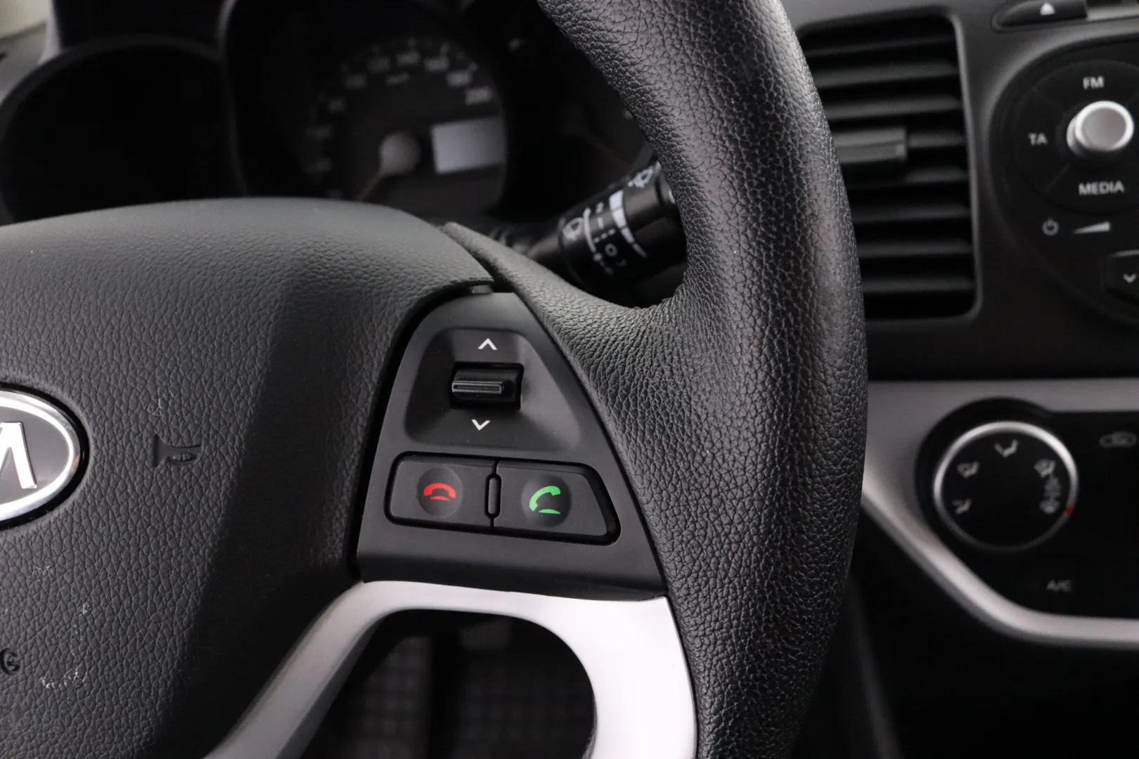 Kia Picanto BPB-794 carousel image