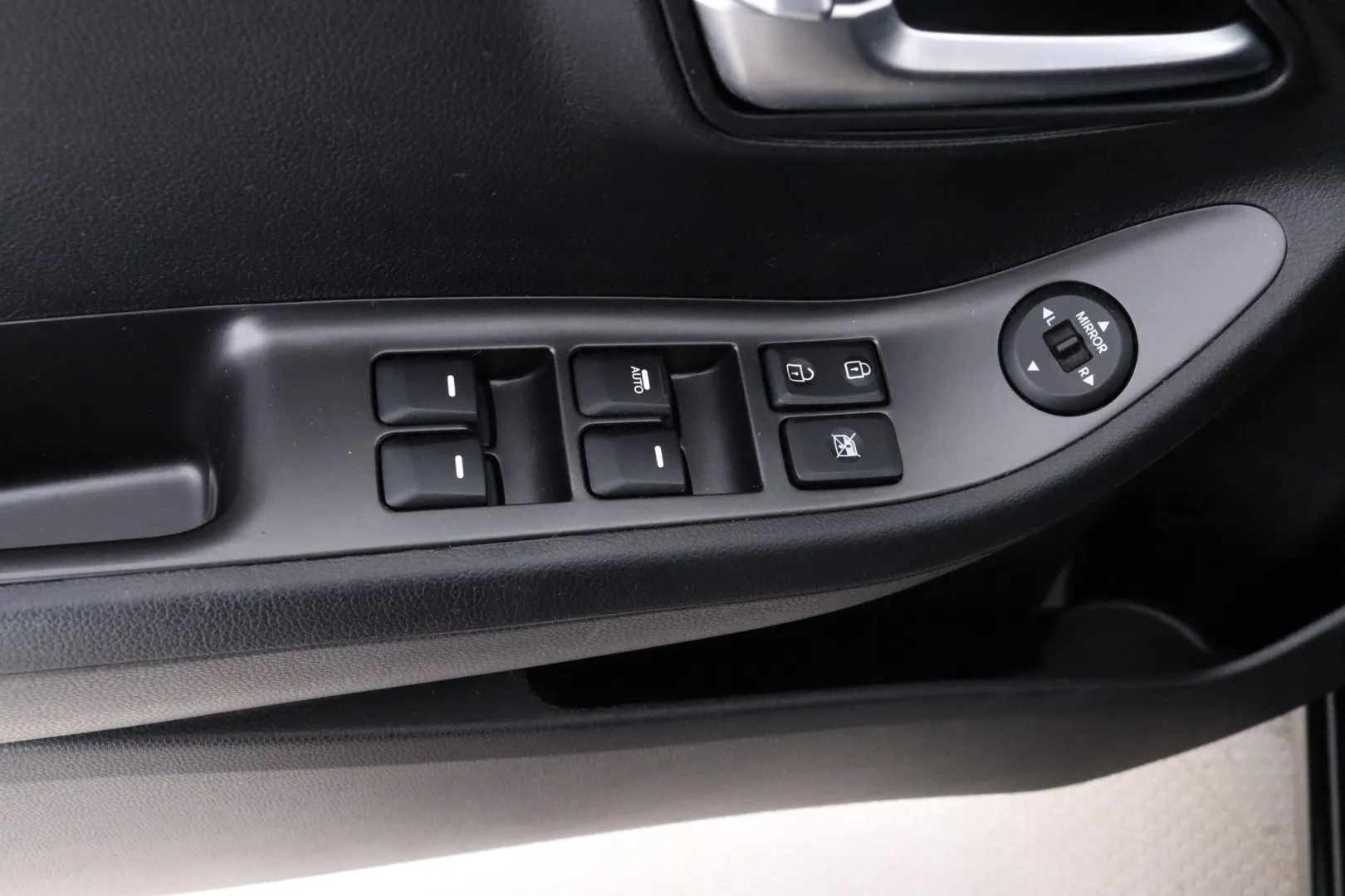 Kia Picanto BPB-794 carousel image