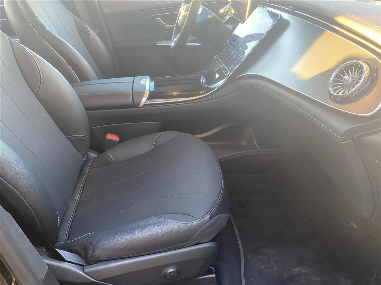 MERCEDES-BENZ EQE EVH-960 carousel image