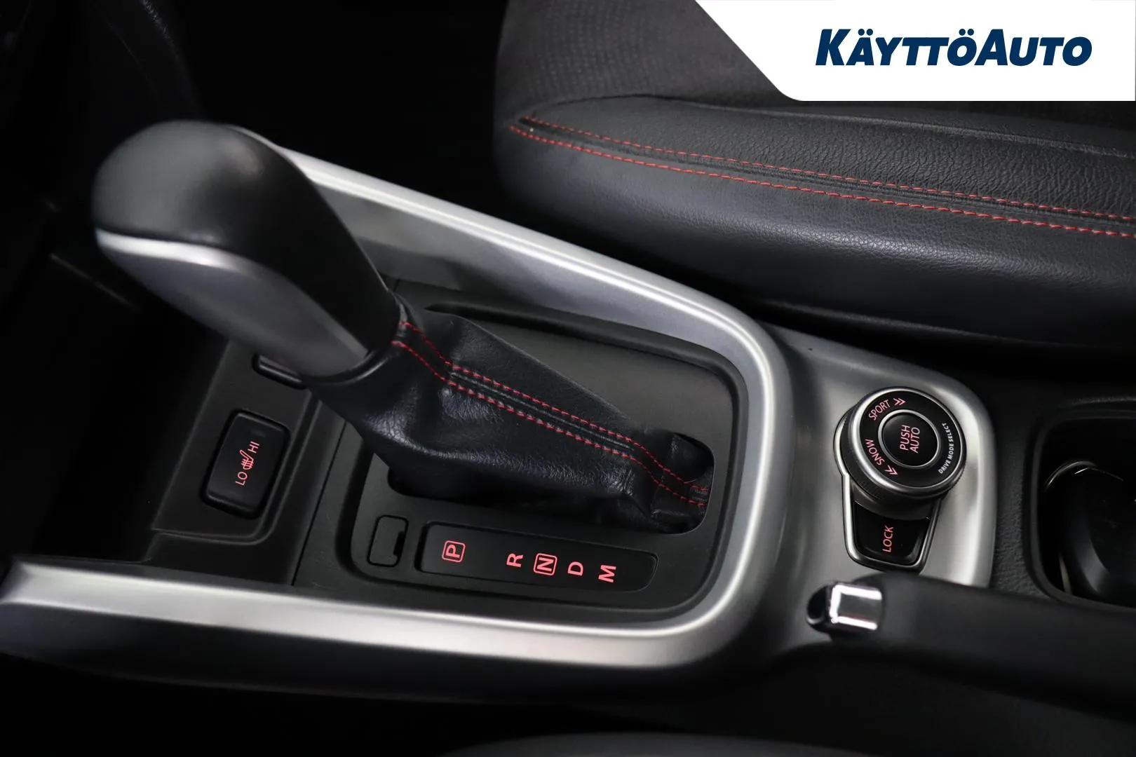 Suzuki Vitara ZLN-384 carousel image