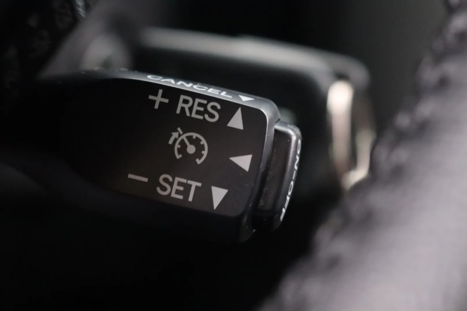 TOYOTA AYGO CKH-671 carousel image