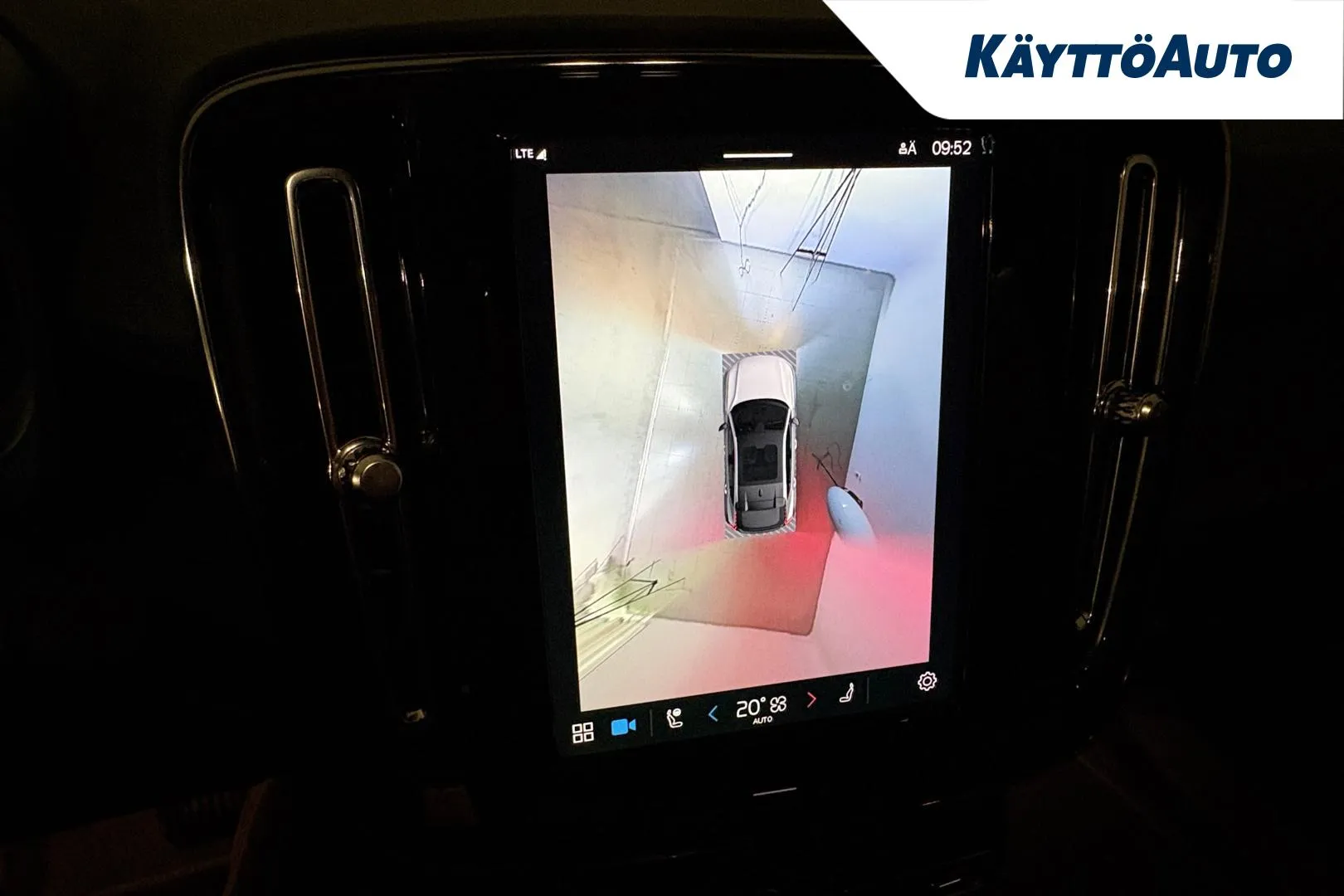 Volvo EC40 ISV-861 carousel image