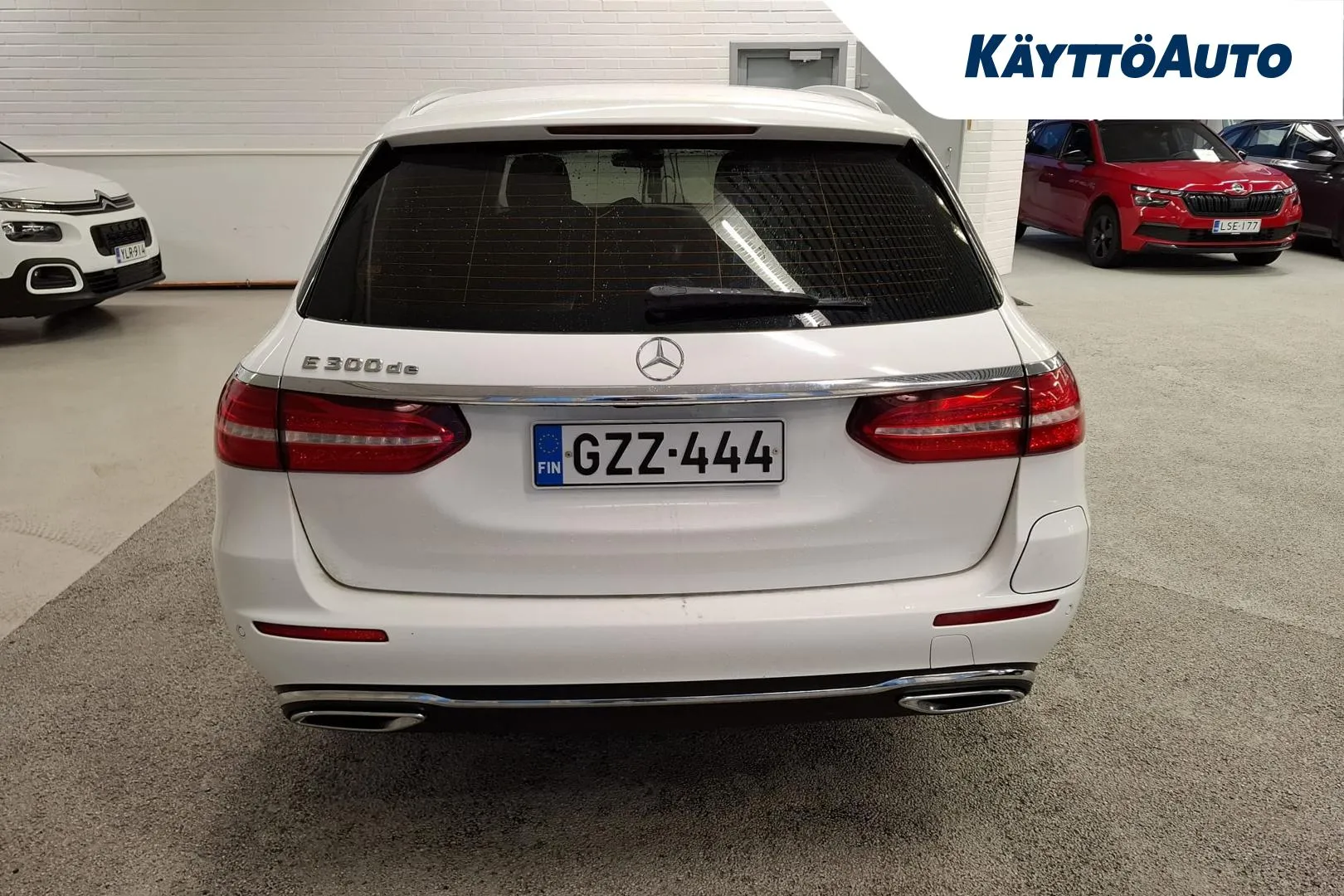 Mercedes-Benz E GZZ-444 carousel image